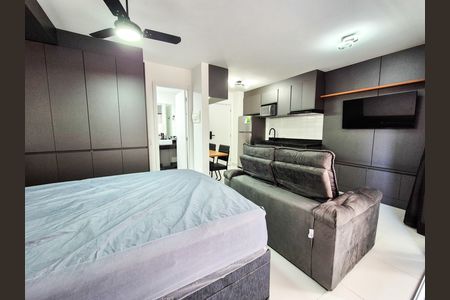 Studio para alugar com 28m², 1 quarto e sem vaga Studio para alugar com 28m², 1 quarto e sem vagaSala/Quarto