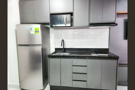 Studio para alugar com 28m², 1 quarto e sem vaga Studio para alugar com 28m², 1 quarto e sem vagaCozinha