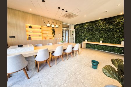 Studio para alugar com 28m², 1 quarto e sem vaga Studio para alugar com 28m², 1 quarto e sem vagaSalão de Festas
