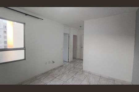 Sala de apartamento para alugar com 2 quartos, 55m² em Jardim Monte Cristo, Suzano