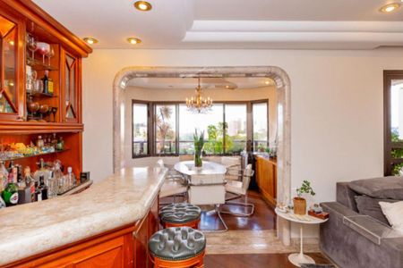 Apartamento à venda com 194m², 4 quartos e 4 vagas