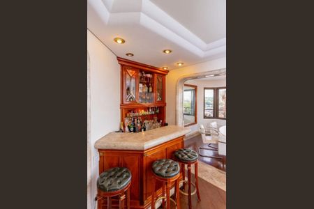 Apartamento à venda com 194m², 4 quartos e 4 vagas
