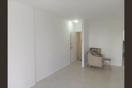 Apartamento para alugar com 79m², 2 quartos e 1 vaga