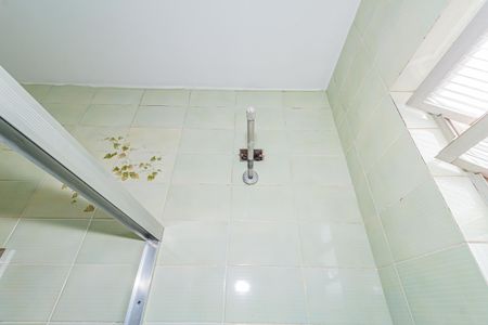 Casa para alugar com 75m², 2 quartos e 1 vaga Casa para alugar com 75m², 2 quartos e 1 vagaBanheiro 1