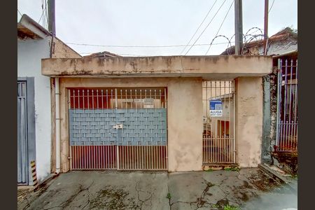 Casa para alugar com 75m², 2 quartos e 1 vaga Casa para alugar com 75m², 2 quartos e 1 vagaFachada