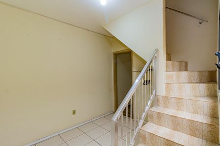 Casa para alugar com 75m², 2 quartos e 1 vaga Casa para alugar com 75m², 2 quartos e 1 vagaSala
