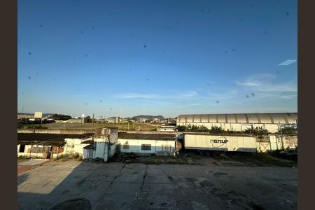 Vista da Sala de apartamento para alugar com 2 quartos, 42m² em Esplanada dos Barreiros, São Vicente