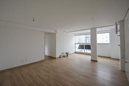 Apartamento à venda com 70m², 3 quartos e 2 vagas Apartamento à venda com 70m², 3 quartos e 2 vagasSala/Cozinha/Área de Cozinha