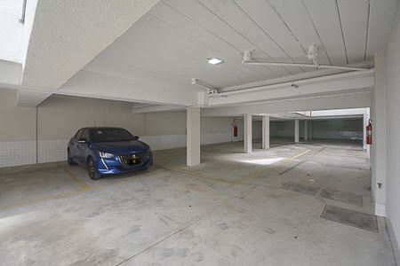 Apartamento à venda com 70m², 3 quartos e 2 vagas Apartamento à venda com 70m², 3 quartos e 2 vagasGaragem