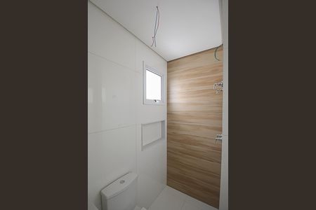 Apartamento à venda com 70m², 3 quartos e 2 vagas Apartamento à venda com 70m², 3 quartos e 2 vagasBanheiro da Suíte