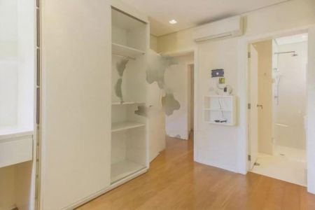 Apartamento à venda com 2 quartos, 120m² em Vila Uberabinha, São Paulo