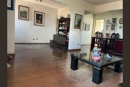 Apartamento à venda com 250m², 4 quartos e 2 vagas
