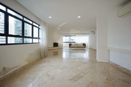 Apartamento à venda com 566m², 5 quartos e 6 vagas