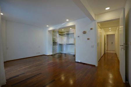 Apartamento à venda com 566m², 5 quartos e 6 vagas
