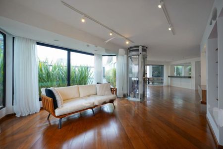 Apartamento à venda com 566m², 5 quartos e 6 vagas