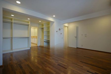 Apartamento à venda com 566m², 5 quartos e 6 vagas