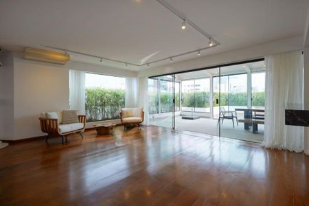 Apartamento à venda com 566m², 5 quartos e 6 vagas