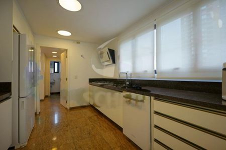 Apartamento à venda com 566m², 5 quartos e 6 vagas