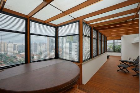 Apartamento à venda com 566m², 5 quartos e 6 vagas