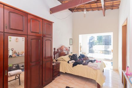 Casa à venda com 234m², 1 quarto e 3 vagasSuíte