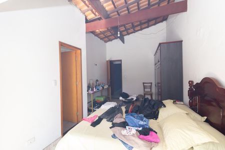 Casa à venda com 234m², 1 quarto e 3 vagasSuíte