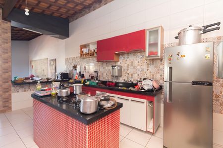 Casa à venda com 234m², 1 quarto e 3 vagasCozinha