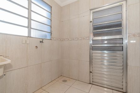 Casa à venda com 104m², 2 quartos e 2 vagas Casa à venda com 104m², 2 quartos e 2 vagasÁrea de Serviço