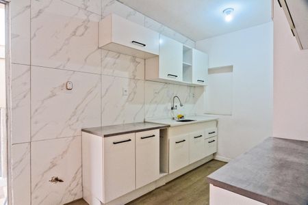 Cozinha de casa de condomínio para alugar com 2 quartos, 150m² em Santana, São Paulo