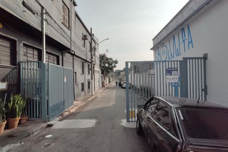 Casa de condomínio para alugar com 150m², 2 quartos e 2 vagasFachada + placa