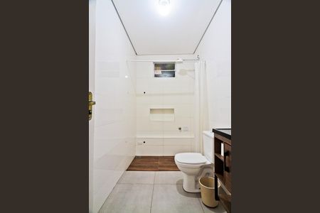 Banheiro de casa de condomínio para alugar com 2 quartos, 150m² em Santana, São Paulo