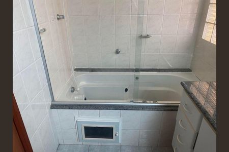 Casa à venda com 250m², 3 quartos e 3 vagas