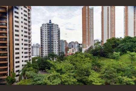 Apartamento à venda com 150m², 3 quartos e 3 vagas