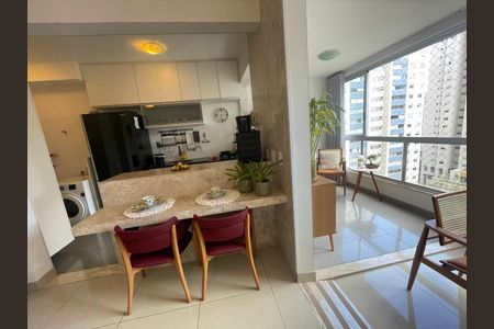 Apartamento para alugar com 77m², 2 quartos e 2 vagas Apartamento para alugar com 77m², 2 quartos e 2 vagasCozinha