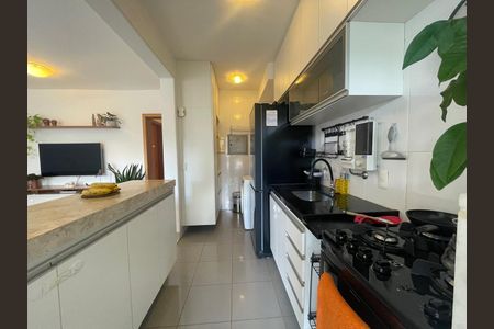 Apartamento para alugar com 77m², 2 quartos e 2 vagas Apartamento para alugar com 77m², 2 quartos e 2 vagasCozinha