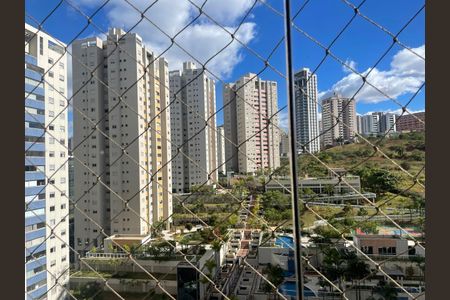 Apartamento para alugar com 77m², 2 quartos e 2 vagas Apartamento para alugar com 77m², 2 quartos e 2 vagasVista