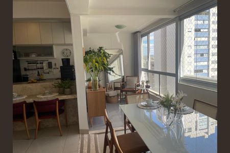 Apartamento para alugar com 77m², 2 quartos e 2 vagas Apartamento para alugar com 77m², 2 quartos e 2 vagasSala