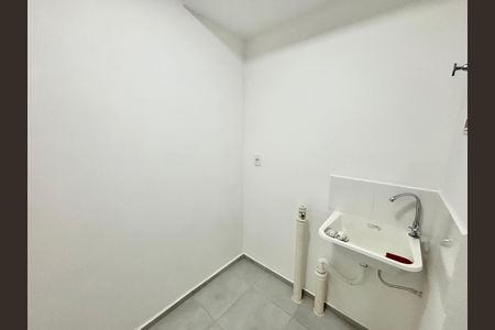 Apartamento para alugar com 45m², 2 quartos e sem vaga Apartamento para alugar com 45m², 2 quartos e sem vagaÁrea de Serviço
