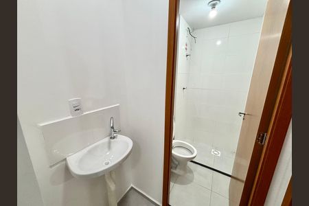 Apartamento para alugar com 45m², 2 quartos e sem vaga Apartamento para alugar com 45m², 2 quartos e sem vagaBanheiro