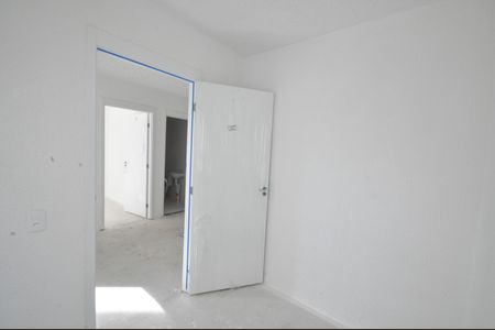 Quarto 1 de apartamento para alugar com 2 quartos, 32m² em Parque Novo Mundo, São Paulo