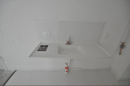 Cozinha de apartamento para alugar com 2 quartos, 32m² em Parque Novo Mundo, São Paulo