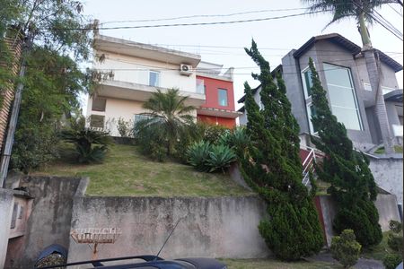 Fachada de casa para alugar com 3 quartos, 360m² em Tarumã, Barueri
