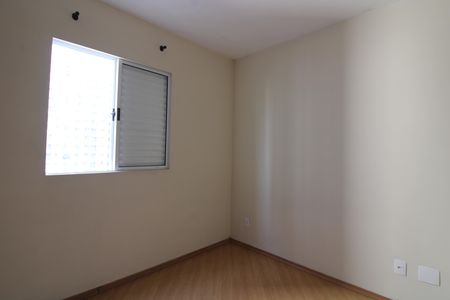 Quarto 1 de apartamento para alugar com 2 quartos, 50m² em Vila Guilhermina, São Paulo