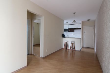 Sala de apartamento para alugar com 2 quartos, 50m² em Vila Guilhermina, São Paulo