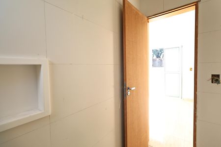 Apartamento à venda com 108m², 2 quartos e 1 vaga Apartamento à venda com 108m², 2 quartos e 1 vagaBanheiro da suíte