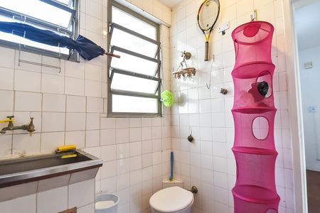 Apartamento para alugar com 73m², 2 quartos e sem vaga Apartamento para alugar com 73m², 2 quartos e sem vagaÁrea de serviço