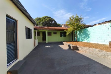 Casa para alugar com 43m², 1 quarto e sem vaga Casa para alugar com 43m², 1 quarto e sem vagaQuintal
