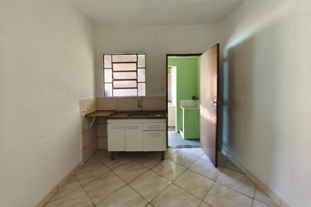 Casa para alugar com 43m², 1 quarto e sem vaga Casa para alugar com 43m², 1 quarto e sem vagaCozinha