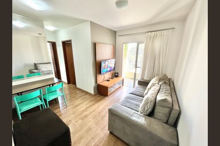 Sala de apartamento à venda com 2 quartos, 55m² em Vila Amélia, São Paulo