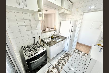 Apartamento à venda com 55m², 2 quartos e 1 vaga Apartamento à venda com 55m², 2 quartos e 1 vagaCozinha