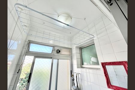 Apartamento à venda com 55m², 2 quartos e 1 vaga Apartamento à venda com 55m², 2 quartos e 1 vagaÁrea de Serviço
